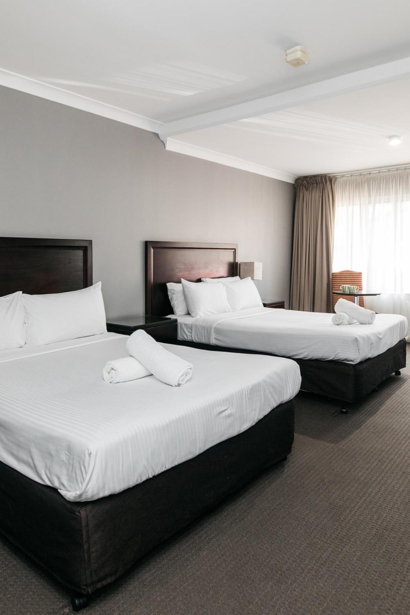 Checkers Resort Terrey Hills Exterior foto